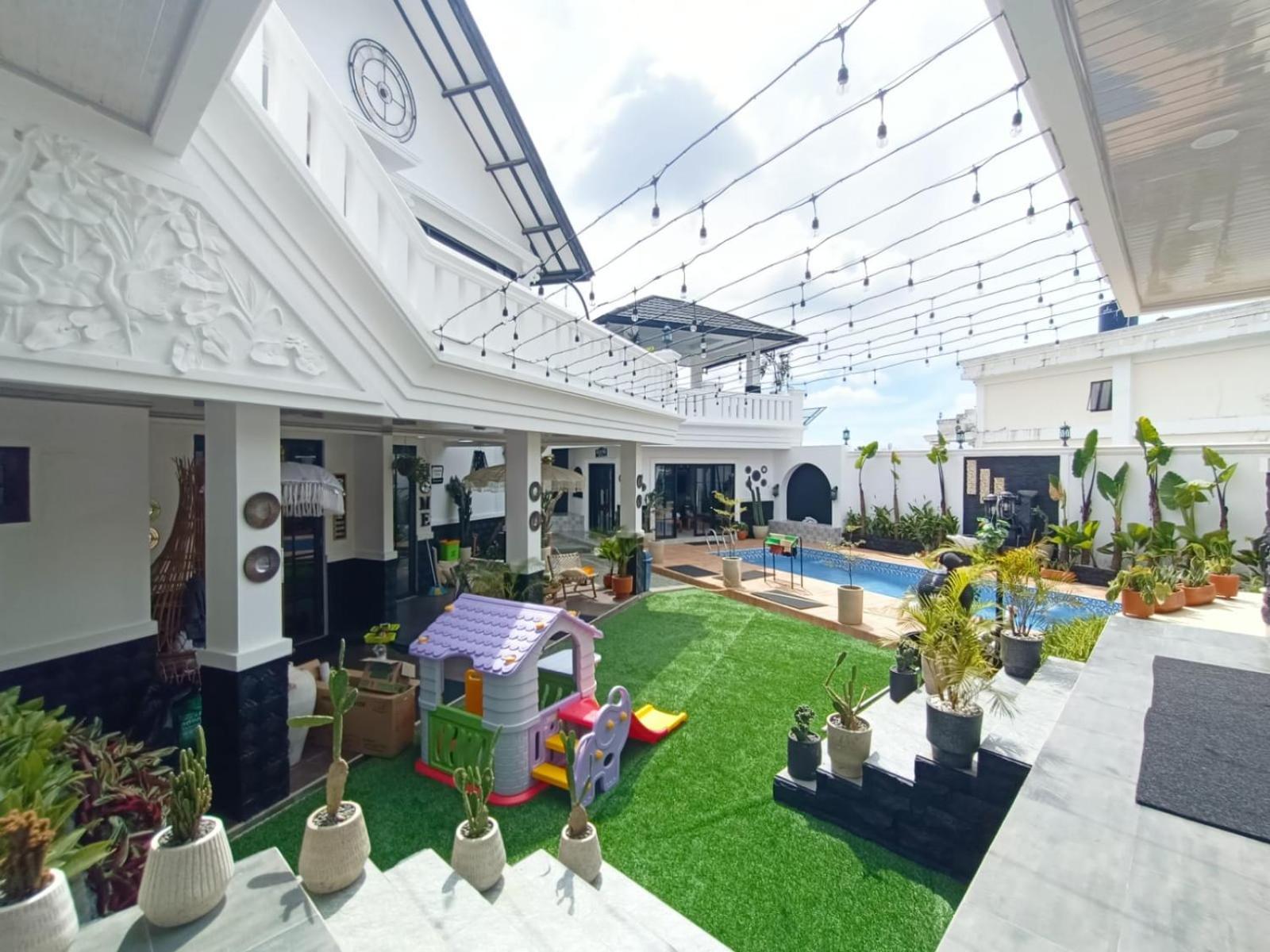 Villa Kota Bunga Malini 10 Cikundul Εξωτερικό φωτογραφία