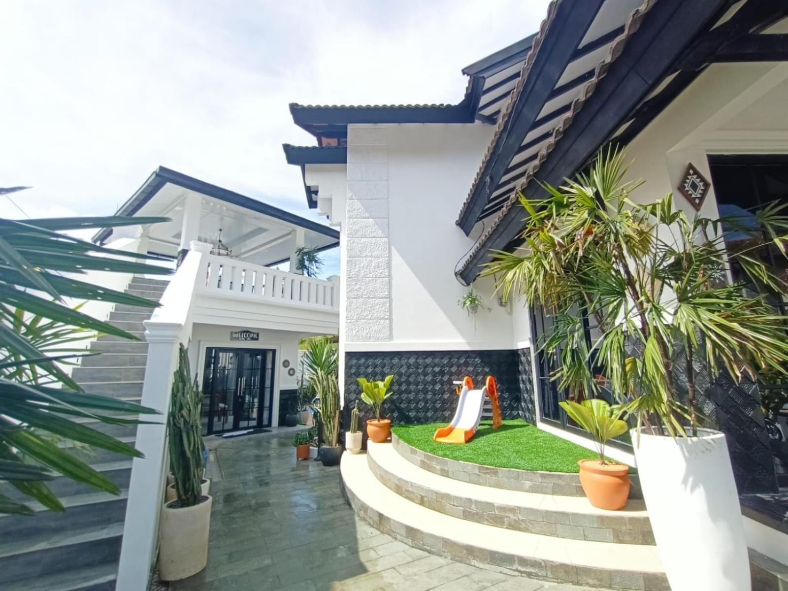 Villa Kota Bunga Malini 10 Cikundul Εξωτερικό φωτογραφία