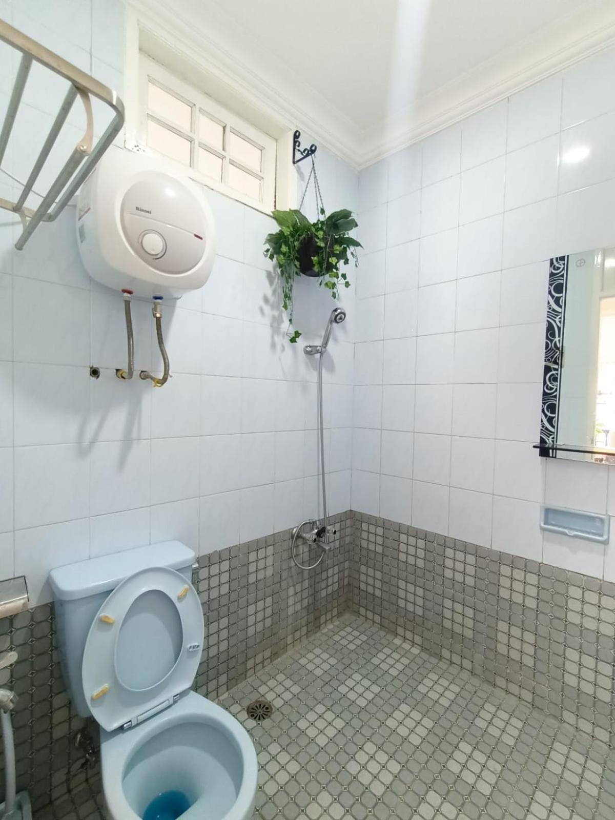 Villa Kota Bunga Malini 10 Cikundul Εξωτερικό φωτογραφία