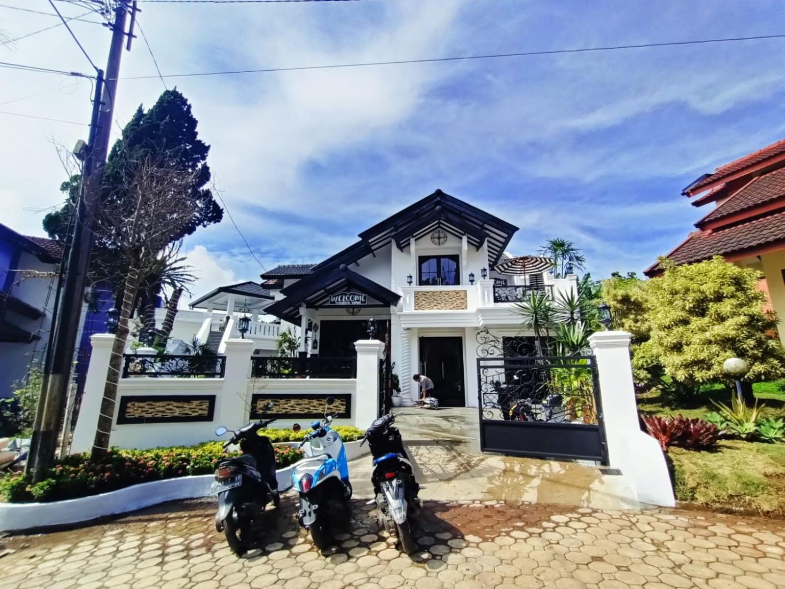 Villa Kota Bunga Malini 10 Cikundul Εξωτερικό φωτογραφία